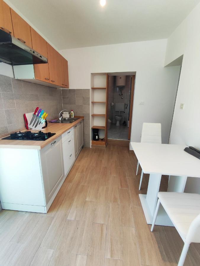 Apartment Batomalj 바슈카 외부 사진